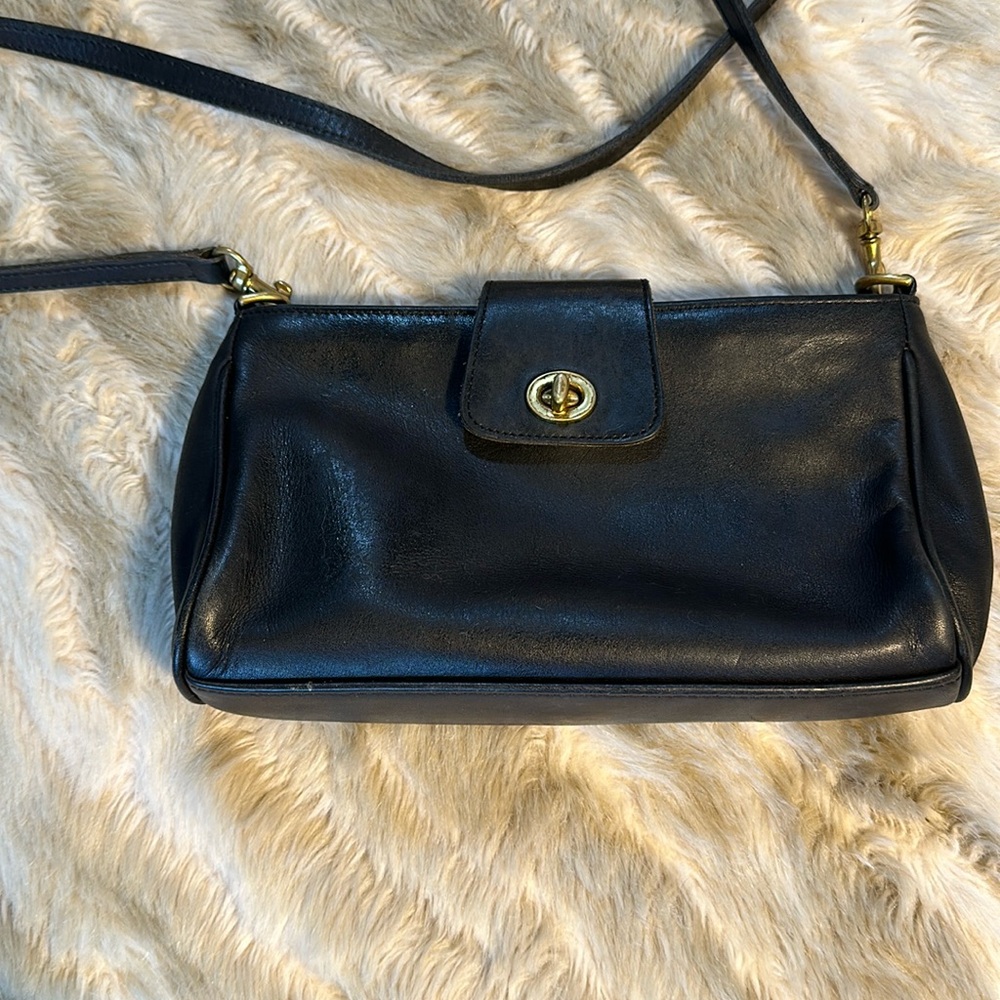 Coach crossbody purse like new condition